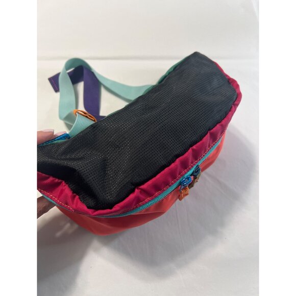 Like New Cotopaxi Red/Green/Black Del Dia belt bag 3L - Picture 3 of 9